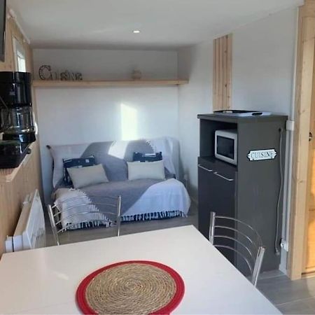 Logement - Les Épesses Εξωτερικό φωτογραφία
