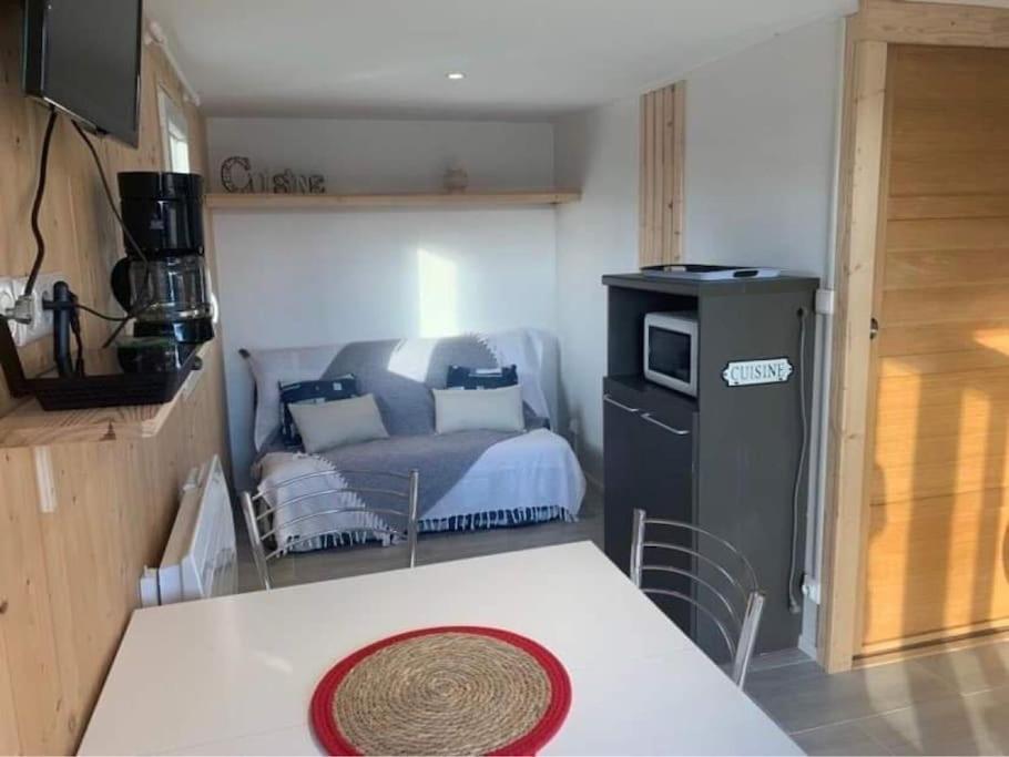 Logement - Les Épesses Εξωτερικό φωτογραφία